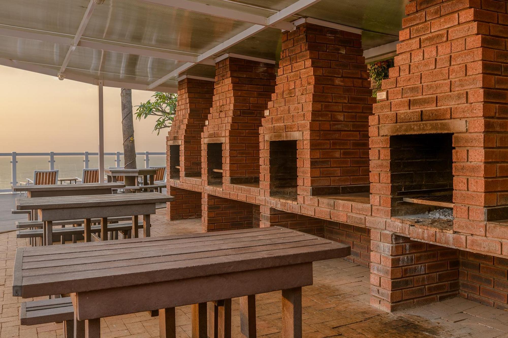 Illovo Beach Club Amanzimtoti Bagian luar foto